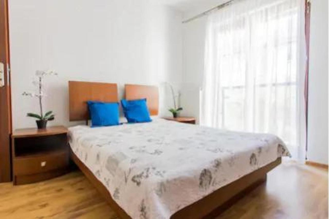 Comfy And Bright - Old Town Apartment Krakow Luaran gambar